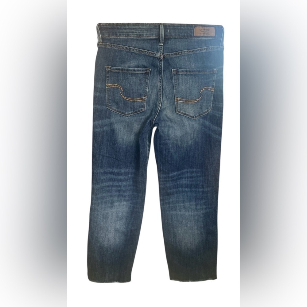 LEVIS -High Rise Blue Jeans ๐ - Picture 2 of 7